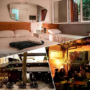 Hostal Garoa Party Bar, São Paulo